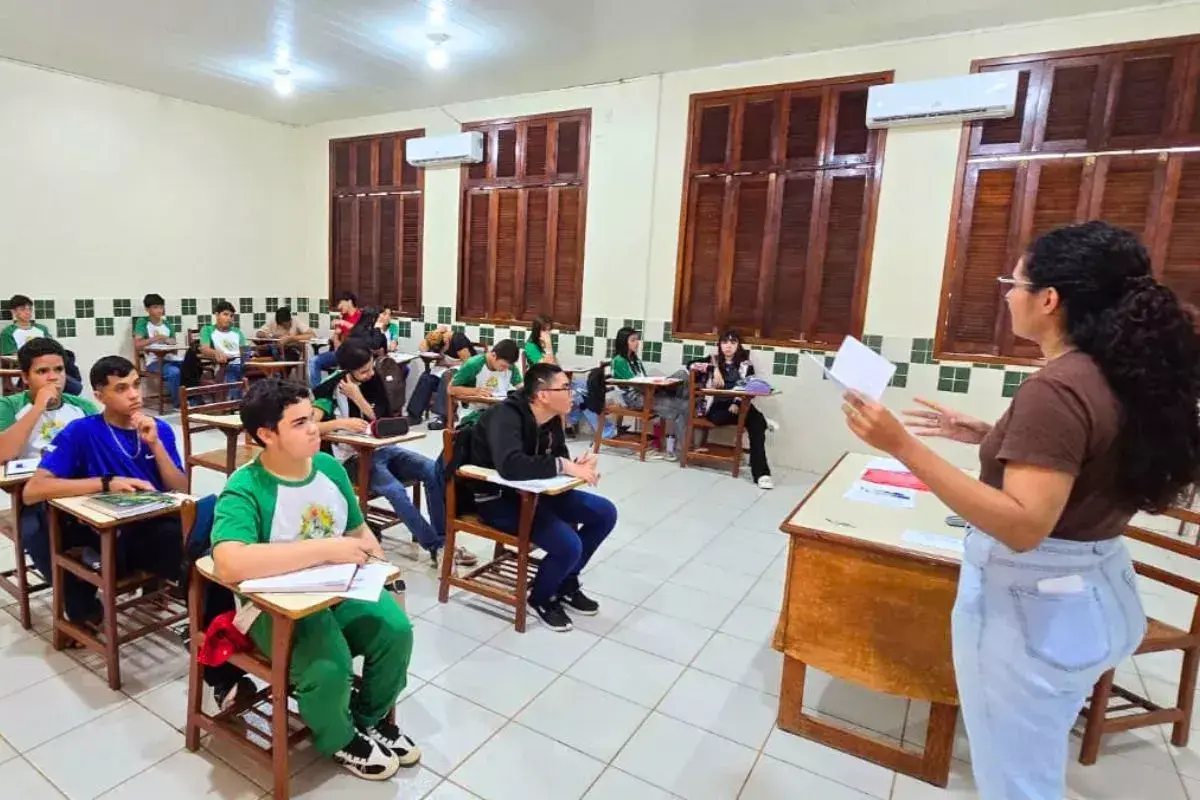 Gestão Gladson Cameli avança no apoio ao estudante com novo centro psicológico em Plácido de Castro