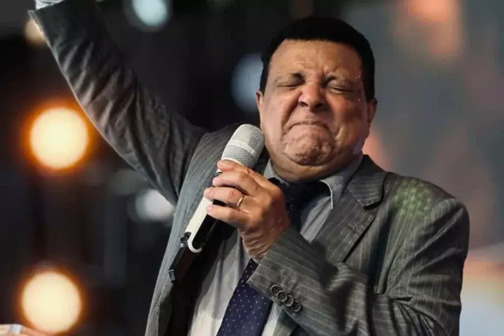 Meio século de louvor: Ozéias de Paula celebra vigor vocal e agenda lotada
